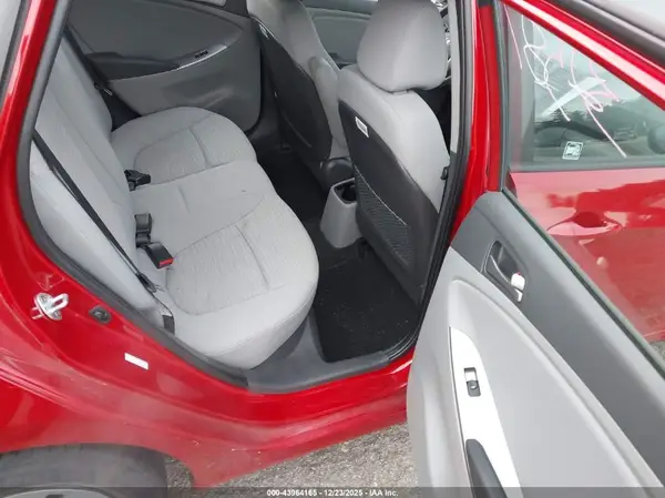 KMHCT5AE7HU359888 2017 HYUNDAI ACCENT - Image 8