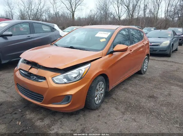 KMHCT5AE8GU246577 2016 HYUNDAI ACCENT - Image 2