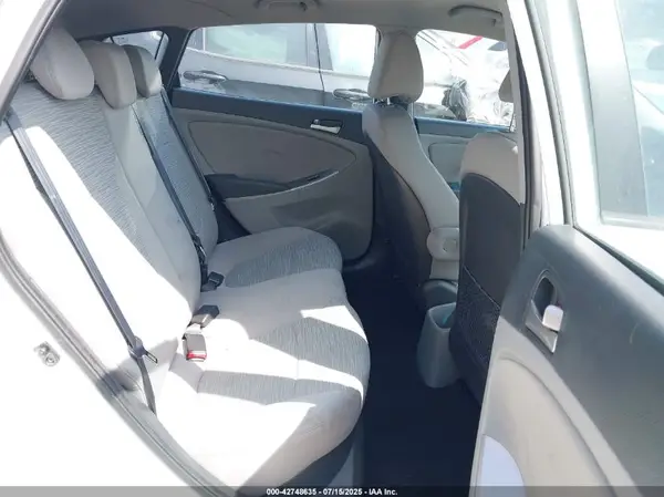 KMHCT5AE8GU246997 2016 HYUNDAI ACCENT - Image 8