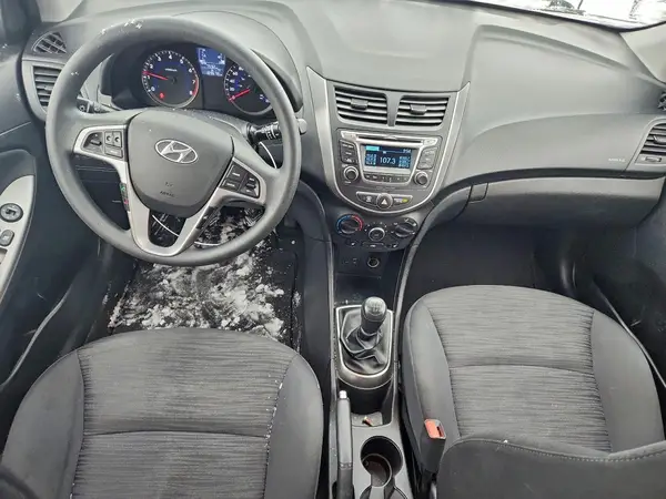 KMHCT5AE8GU255912 2016 HYUNDAI ACCENT - Image 8
