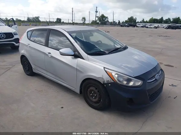 KMHCT5AE8GU259863 2016 HYUNDAI ACCENT - Image 1
