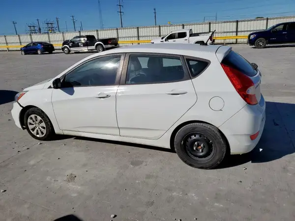 KMHCT5AE8GU261922 2016 HYUNDAI ACCENT - Image 2