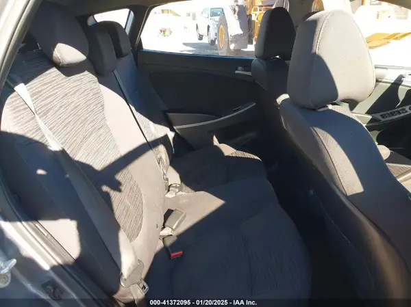 KMHCT5AE8GU263783 2016 HYUNDAI ACCENT - Image 8