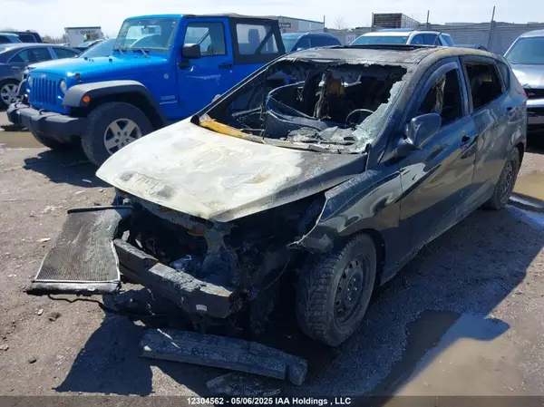 KMHCT5AE8GU272337 2016 HYUNDAI ACCENT - Image 2