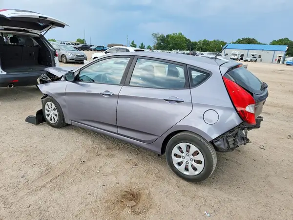KMHCT5AE8GU275402 2016 HYUNDAI ACCENT - Image 2