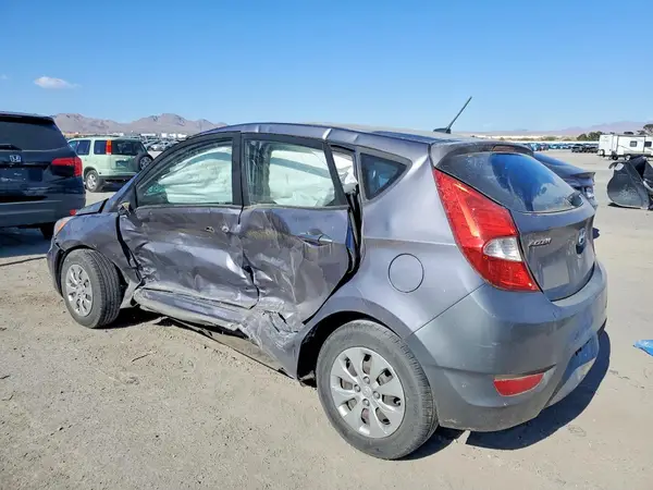 KMHCT5AE8GU275433 2016 HYUNDAI ACCENT - Image 2