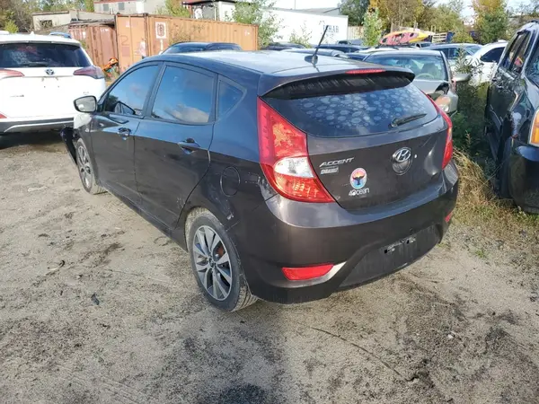KMHCT5AE8GU277702 2016 HYUNDAI ACCENT - Image 2