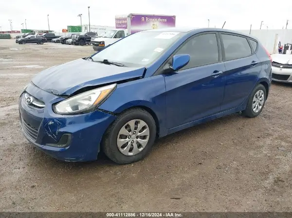 KMHCT5AE8GU278526 2016 HYUNDAI ACCENT - Image 2