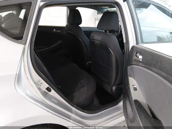 KMHCT5AE8GU279563 2016 HYUNDAI ACCENT - Image 8