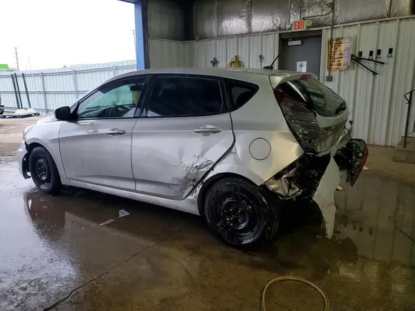 KMHCT5AE8GU288134 2016 HYUNDAI ACCENT - Image 2