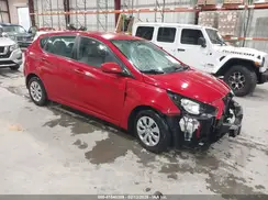 KMHCT5AE8HU307766 2017 HYUNDAI ACCENT