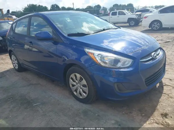 KMHCT5AE8HU312157 2017 HYUNDAI ACCENT - Image 1
