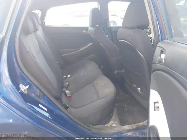 KMHCT5AE8HU312157 2017 HYUNDAI ACCENT - Image 8