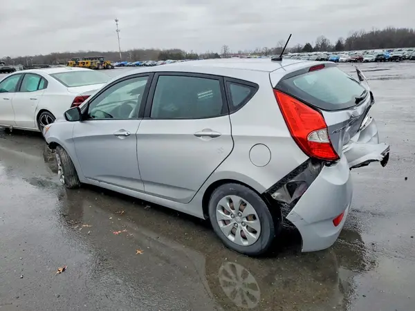KMHCT5AE8HU312353 2017 HYUNDAI ACCENT - Image 2