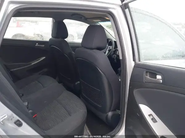 KMHCT5AE8HU320694 2017 HYUNDAI ACCENT - Image 8