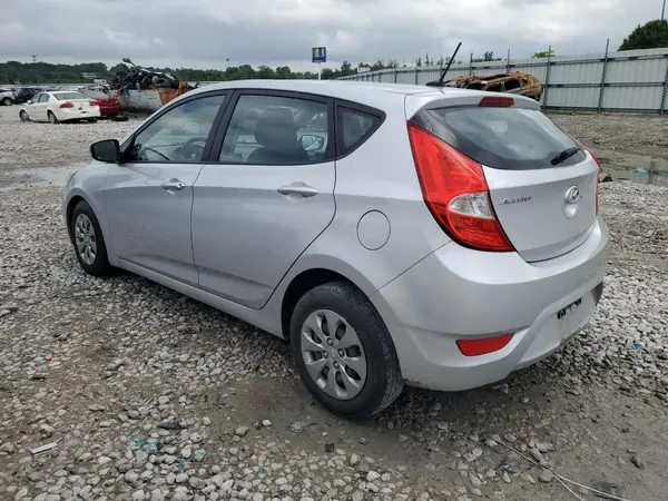 KMHCT5AE8HU324552 2017 HYUNDAI ACCENT - Image 2