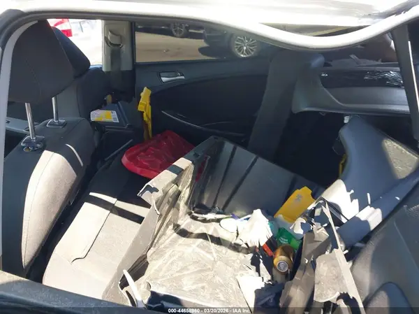KMHCT5AE8HU325992 2017 HYUNDAI ACCENT - Image 8