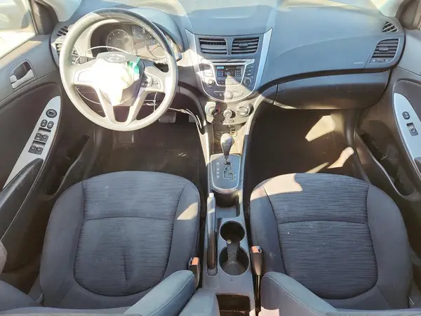 KMHCT5AE8HU339276 2017 HYUNDAI ACCENT - Image 8
