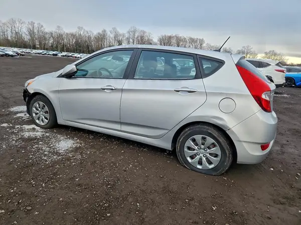KMHCT5AE8HU350603 2017 HYUNDAI ACCENT - Image 2