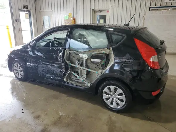 KMHCT5AE8HU355834 2017 HYUNDAI ACCENT - Image 2