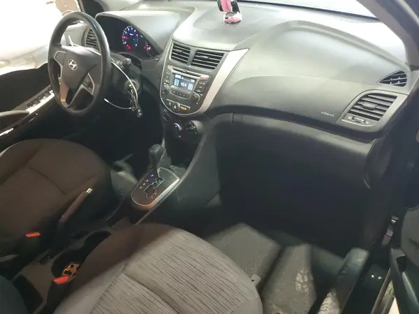 KMHCT5AE8HU355834 2017 HYUNDAI ACCENT - Image 8