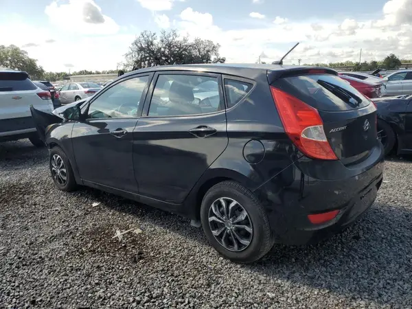 KMHCT5AE8HU363352 2017 HYUNDAI ACCENT - Image 2