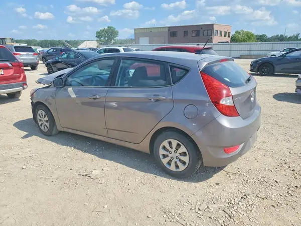 KMHCT5AE8HU363531 2017 HYUNDAI ACCENT - Image 2