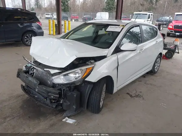 KMHCT5AE9GU241067 2016 HYUNDAI ACCENT - Image 2
