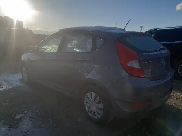 KMHCT5AE9GU241176 2016 HYUNDAI ACCENT - Image 2