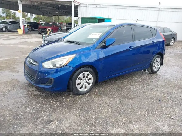 KMHCT5AE9GU256163 2016 HYUNDAI ACCENT - Image 2