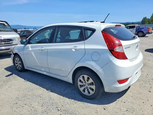 KMHCT5AE9GU260083 2016 HYUNDAI ACCENT - Image 2
