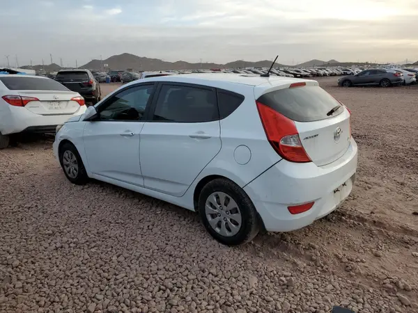 KMHCT5AE9GU267440 2016 HYUNDAI ACCENT - Image 2