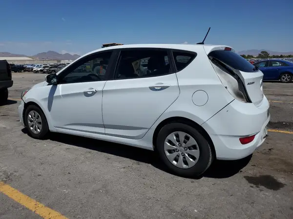 KMHCT5AE9GU268667 2016 HYUNDAI ACCENT - Image 2