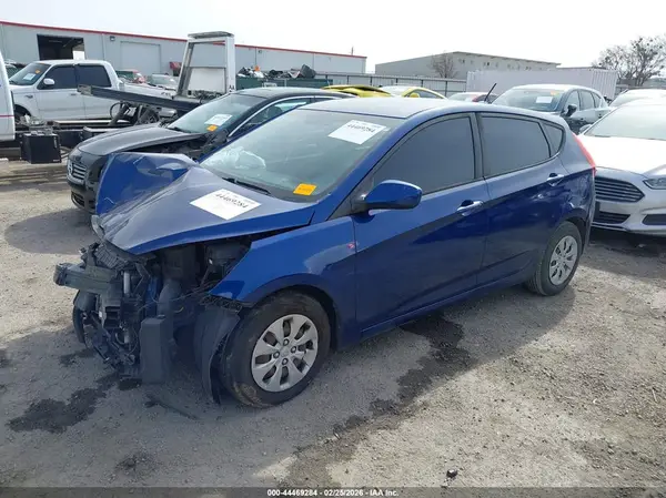 KMHCT5AE9GU270161 2016 HYUNDAI ACCENT - Image 2
