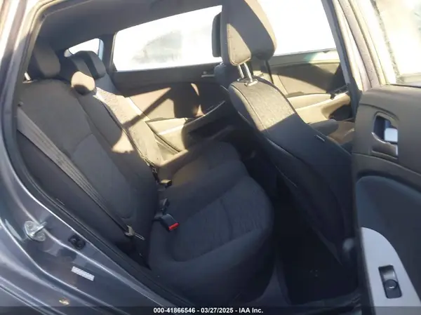 KMHCT5AE9GU273805 2016 HYUNDAI ACCENT - Image 8