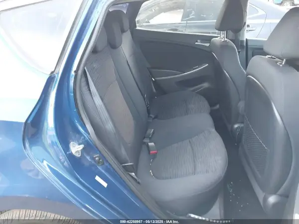 KMHCT5AE9GU274940 2016 HYUNDAI ACCENT - Image 8