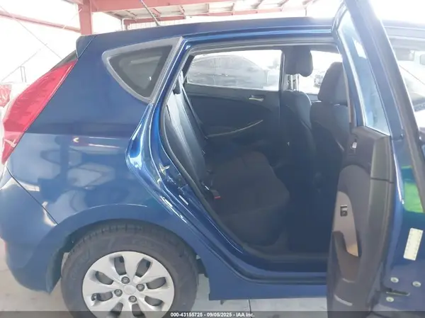 KMHCT5AE9GU274985 2016 HYUNDAI ACCENT - Image 8