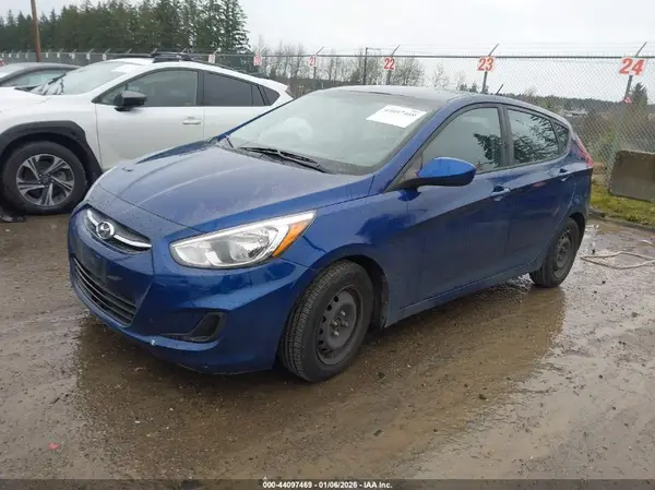 KMHCT5AE9GU289969 2016 HYUNDAI ACCENT - Image 2