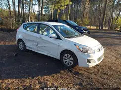 KMHCT5AE9GU290829 2016 HYUNDAI ACCENT
