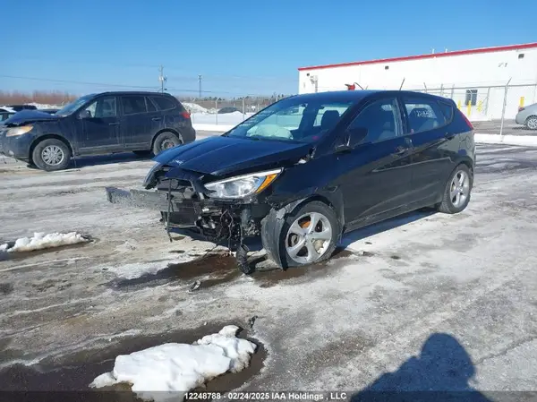 KMHCT5AE9GU295643 2016 HYUNDAI ACCENT - Image 2