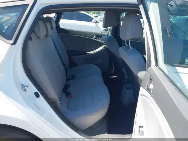 KMHCT5AE9HU298866 2017 HYUNDAI ACCENT - Image 8