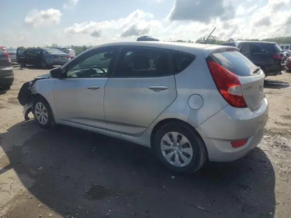 KMHCT5AE9HU301426 2017 HYUNDAI ACCENT - Image 2