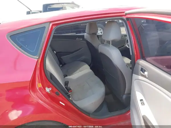 KMHCT5AE9HU307128 2017 HYUNDAI ACCENT - Image 8