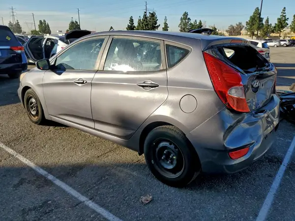 KMHCT5AE9HU312071 2017 HYUNDAI ACCENT - Image 2