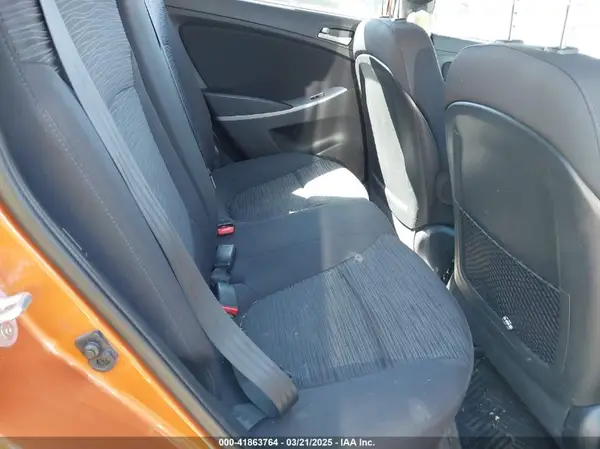 KMHCT5AE9HU312703 2017 HYUNDAI ACCENT - Image 8