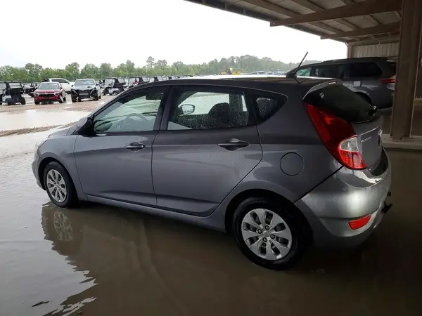 KMHCT5AE9HU316007 2017 HYUNDAI ACCENT - Image 2