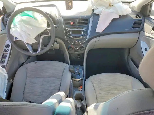 KMHCT5AE9HU319859 2017 HYUNDAI ACCENT - Image 8