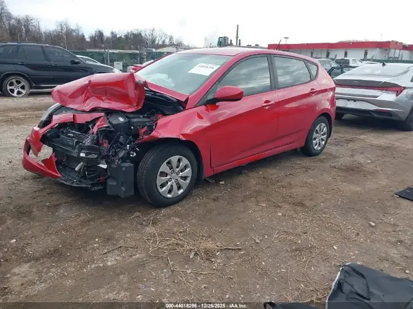 KMHCT5AE9HU321790 2017 HYUNDAI ACCENT - Image 2