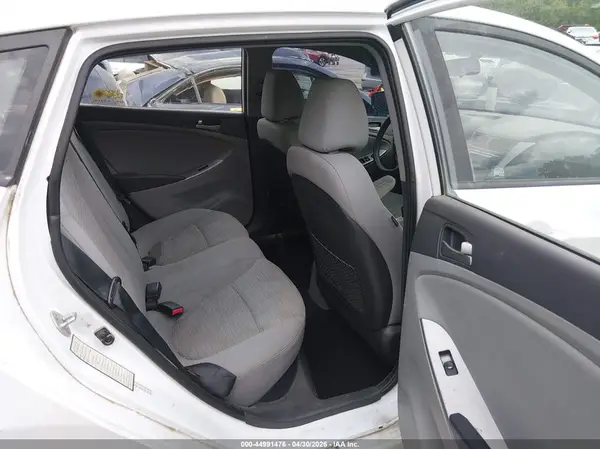 KMHCT5AE9HU334376 2017 HYUNDAI ACCENT - Image 8