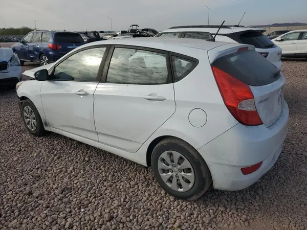 KMHCT5AE9HU336726 2017 HYUNDAI ACCENT - Image 2